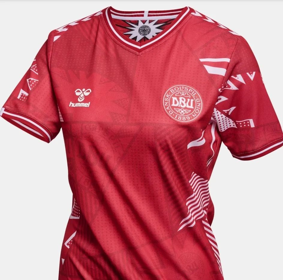 _一“臂”之力踢走歧視，2023女足世界杯用足球團結世界_一“臂”之力踢走歧視，2023女足世界杯用足球團結世界