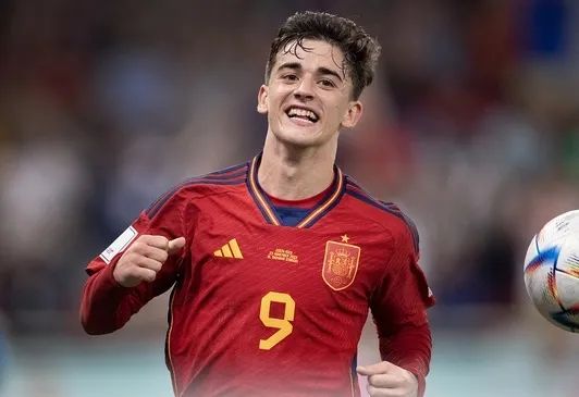 _卡塔爾世界杯足球場事故_卡塔爾世界杯專用足球