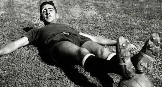 歷史世界杯最佳陣容_烏拉圭天藍(lán)軍團(tuán)歷史最佳陣容_烏拉圭歷史最強(qiáng)世界杯陣容