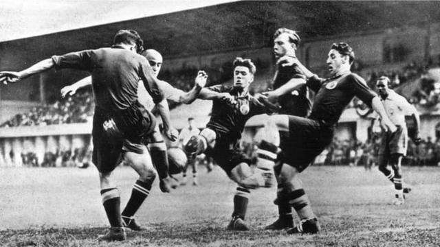 烏拉圭天藍(lán)軍團(tuán)歷史最佳陣容_烏拉圭歷史最強(qiáng)世界杯陣容_歷史世界杯最佳陣容